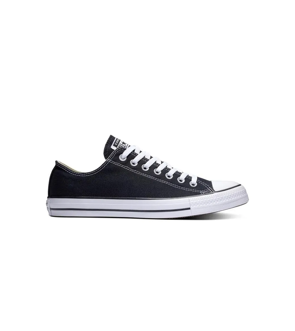 Converse low sneakers with laces