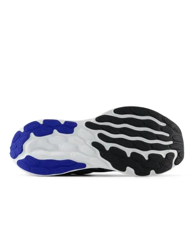 New Balance 680 running shoes