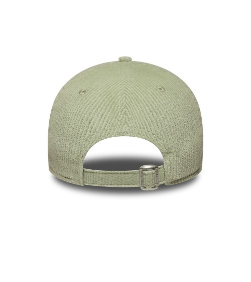 New Era 9Forty cap with curved visor