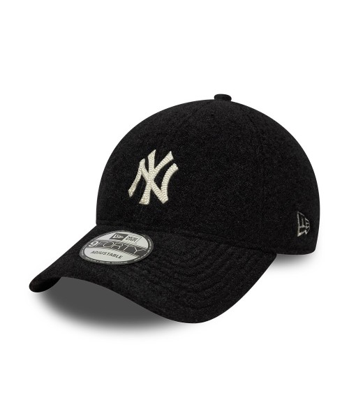 New Era Winter Borg 9Forty cap with visor
