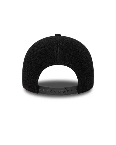 New Era Winter Borg 9Forty cap with visor