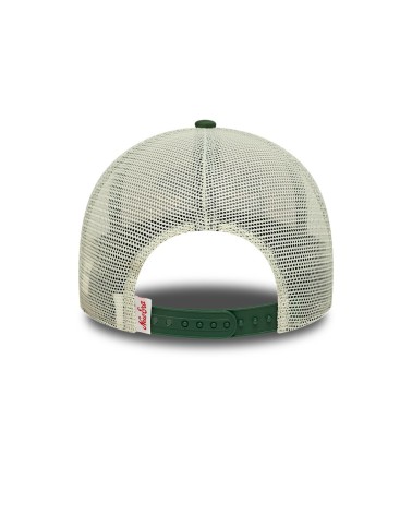 New Era trucker cap with eagle embroidery