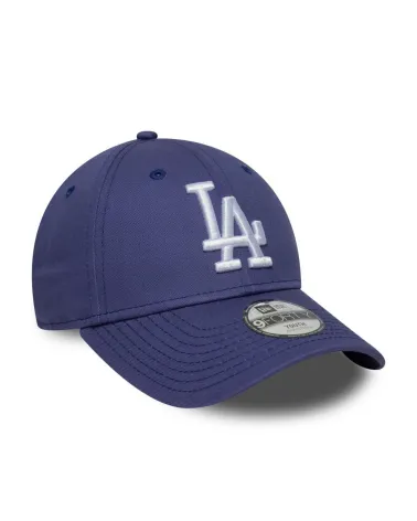 New Era visored cap with embroidered logo