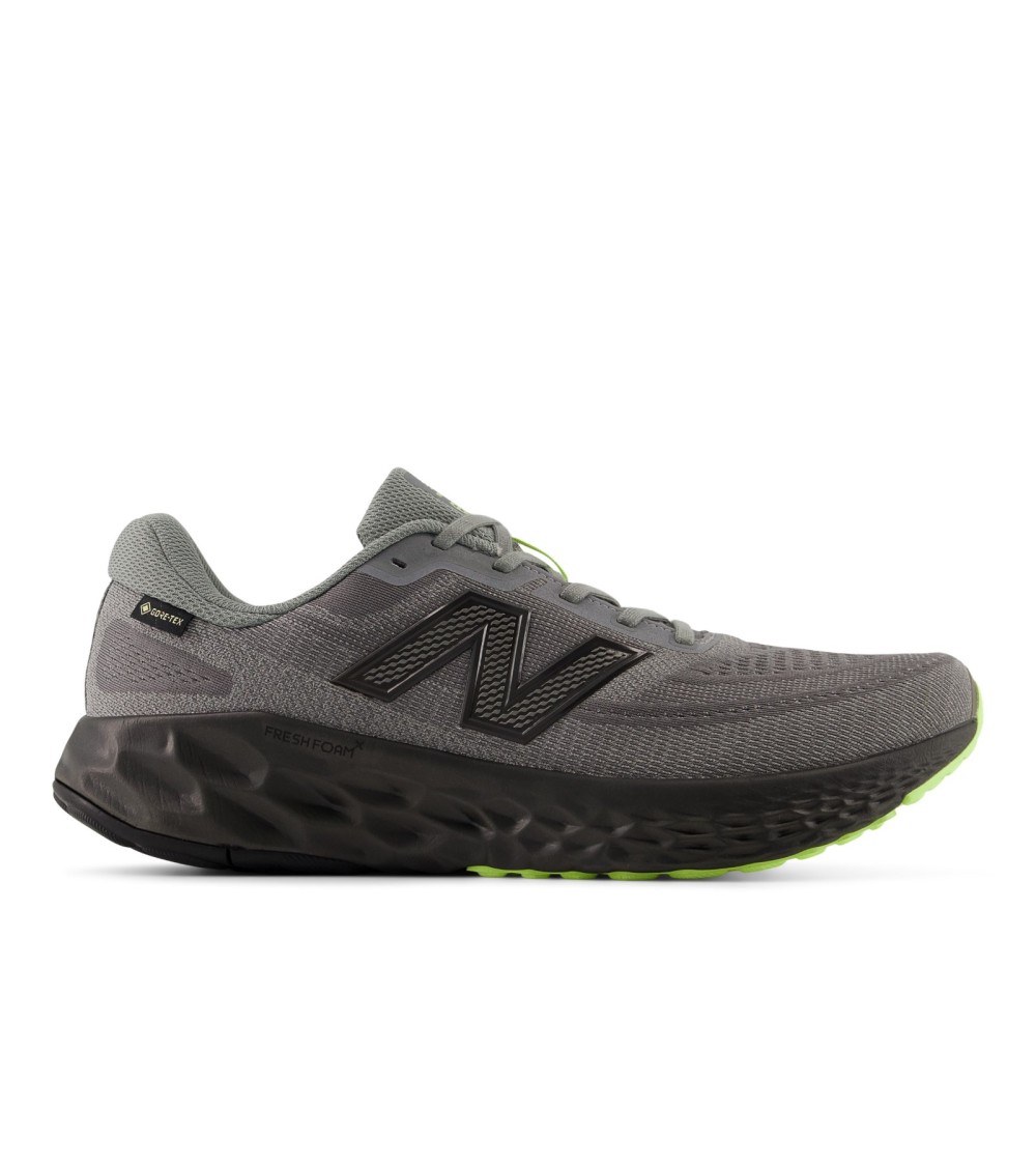 New Balance running shoes EVOZ
