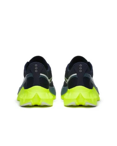 Saucony Endorphin PRO 4 Lauf Schuhe