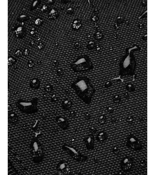 **Under Armour Undeniable 5.0: Bolsa deportiva resistente.**