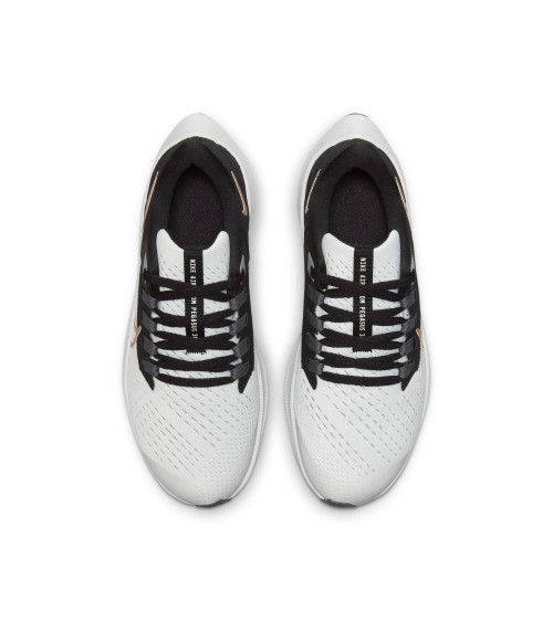 NIKE AIR ZOOM PEGASUS 38, SCARPE UNISEX-BAMBINI, BLACK/WHITE ANTHRACITE VOLT, 32 EU