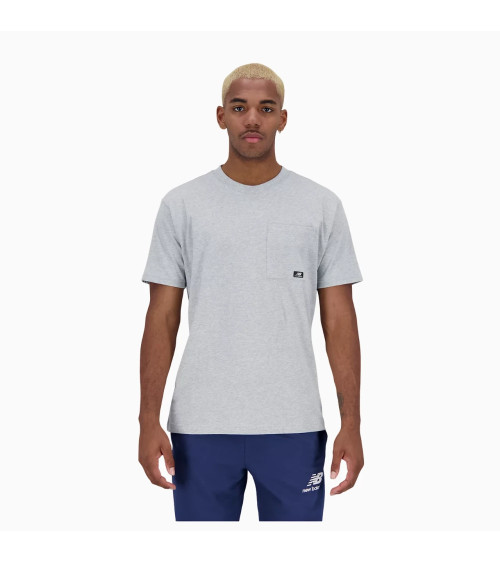 New Balance Tee Shirt Essentials Logo - Livraison Gratuite!