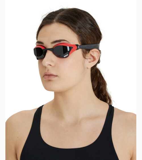 Arena Cobra Core Swipe occhialini nuoto